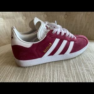 Adidas Gazelle Shoe pink